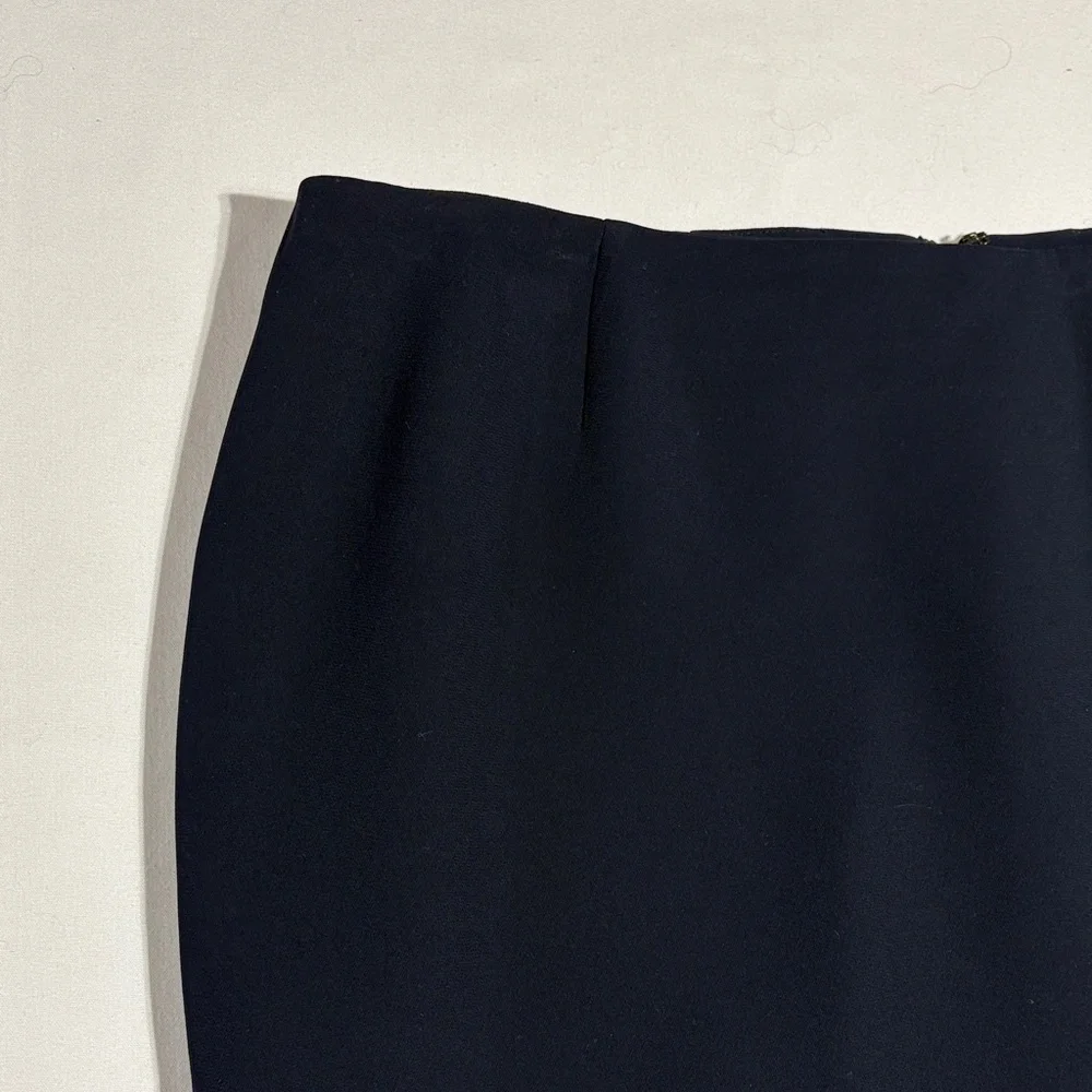 sleek navy